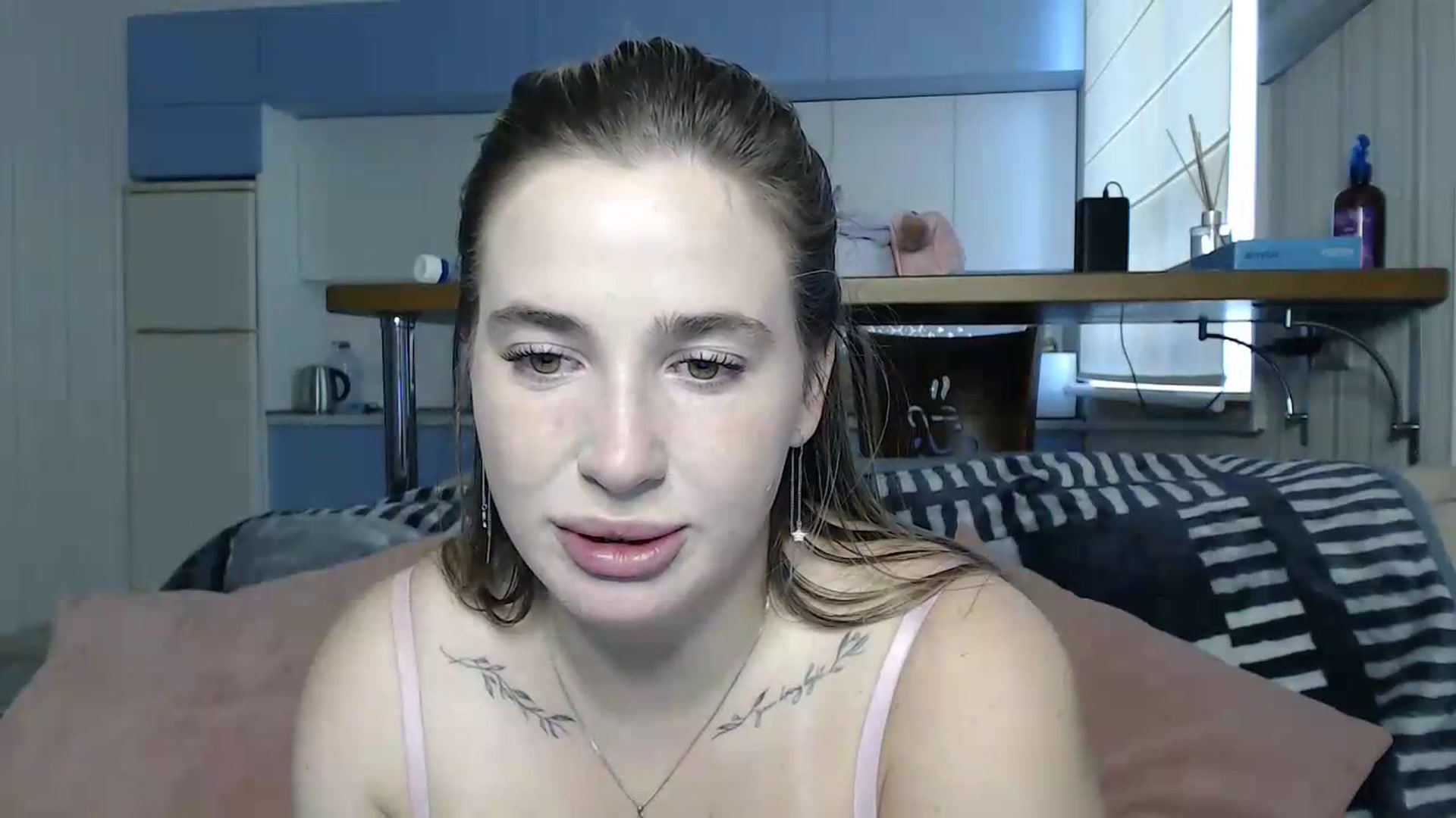 Gallery image thumbnail from Alaya_Wink's myfreecams stream on, 08/29/2026, 13:36 image 7 of 20