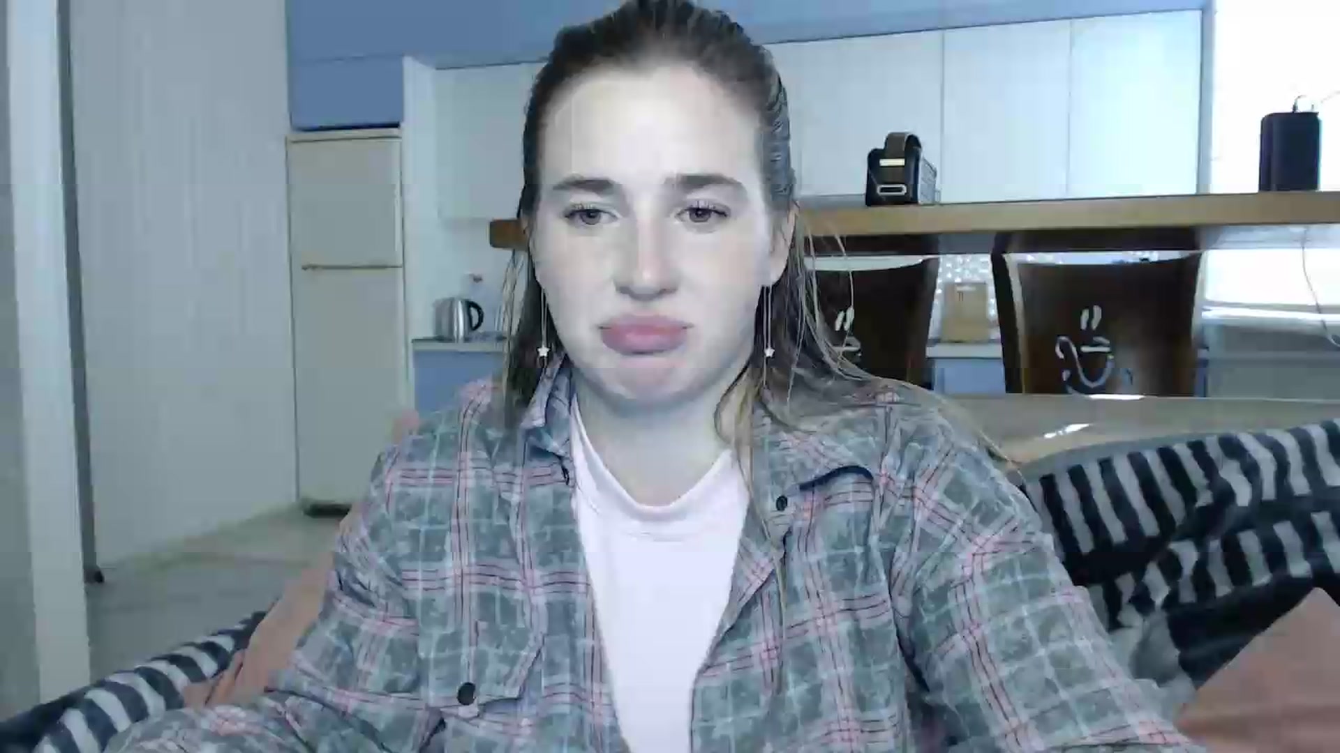 Gallery image thumbnail from Alaya_Wink's myfreecams stream on, 08/29/2026, 15:07 image 14 of 20