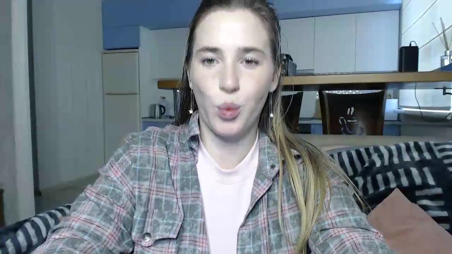 Gallery image thumbnail from Alaya_Wink's myfreecams stream on, 08/29/2026, 15:07 image 9 of 20