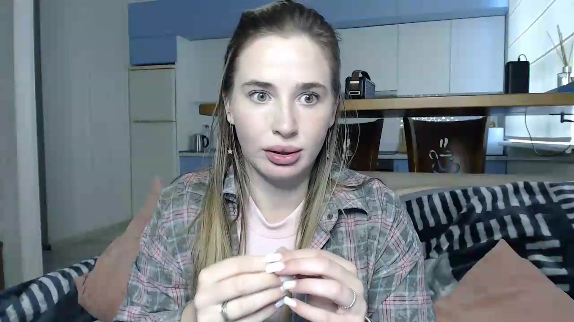 Gallery image thumbnail from Alaya_Wink's myfreecams stream on, 08/29/2026, 15:07 image 3 of 20