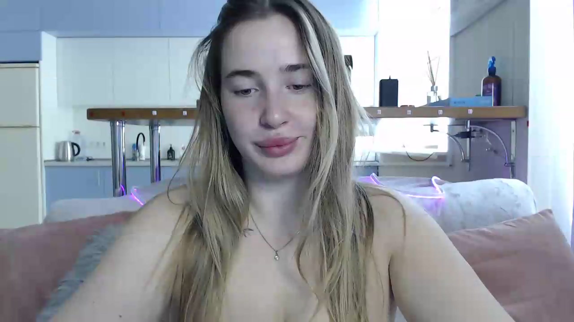 Gallery image thumbnail from Alaya_Wink's myfreecams stream on, 08/31/2026, 09:17 image 2 of 20