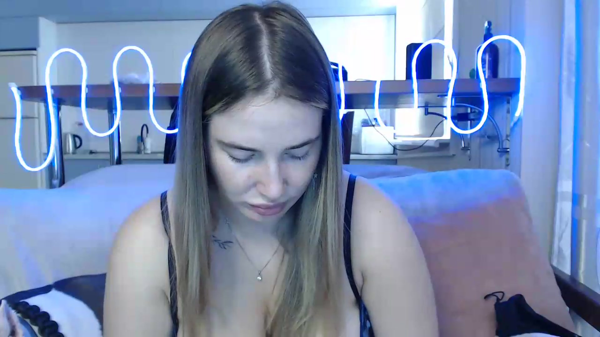 Gallery image thumbnail from Alaya_Wink's myfreecams stream on, 09/01/2026, 10:09 image 8 of 20
