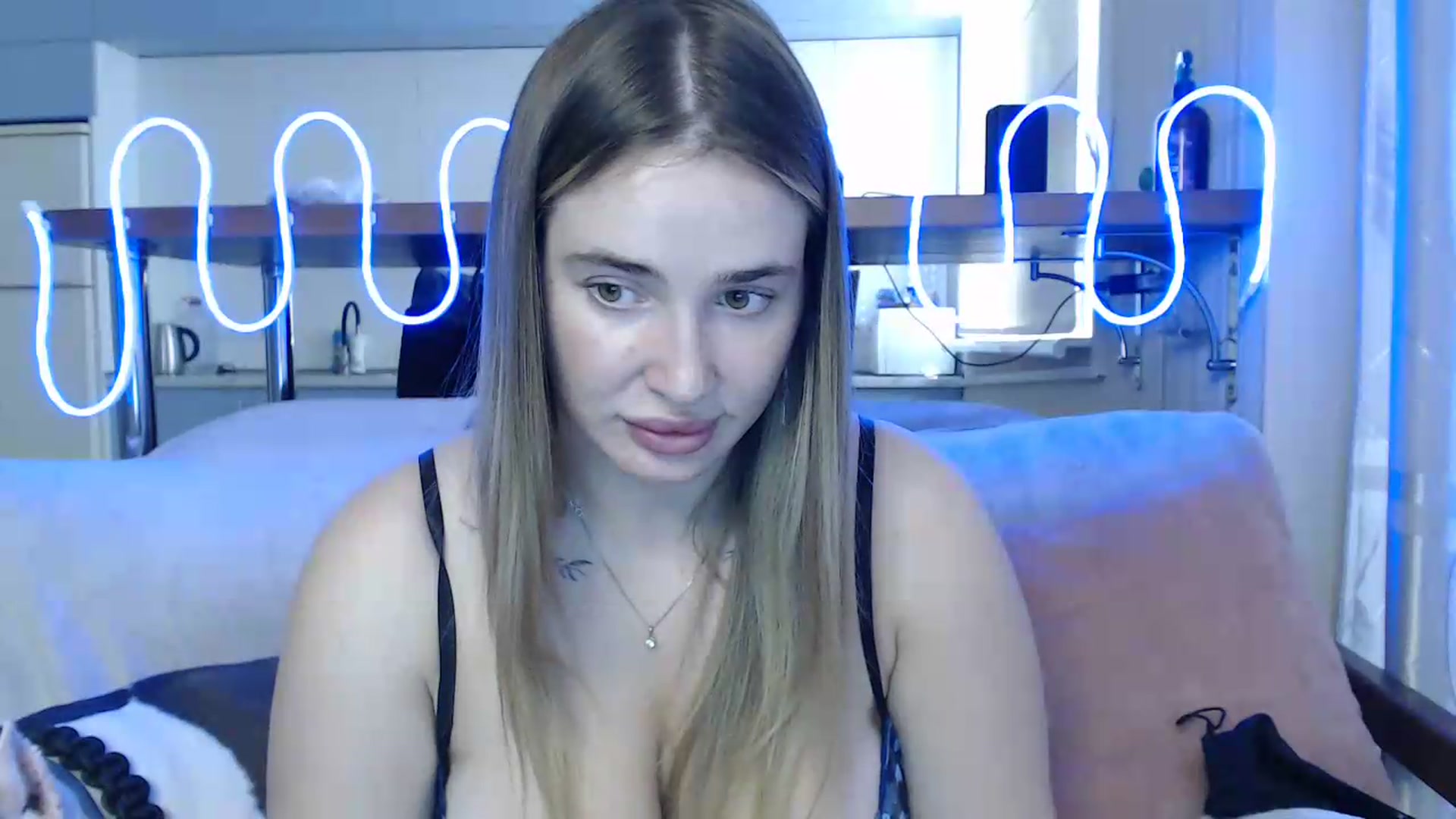 Gallery image thumbnail from Alaya_Wink's myfreecams stream on, 09/01/2026, 10:09 image 6 of 20