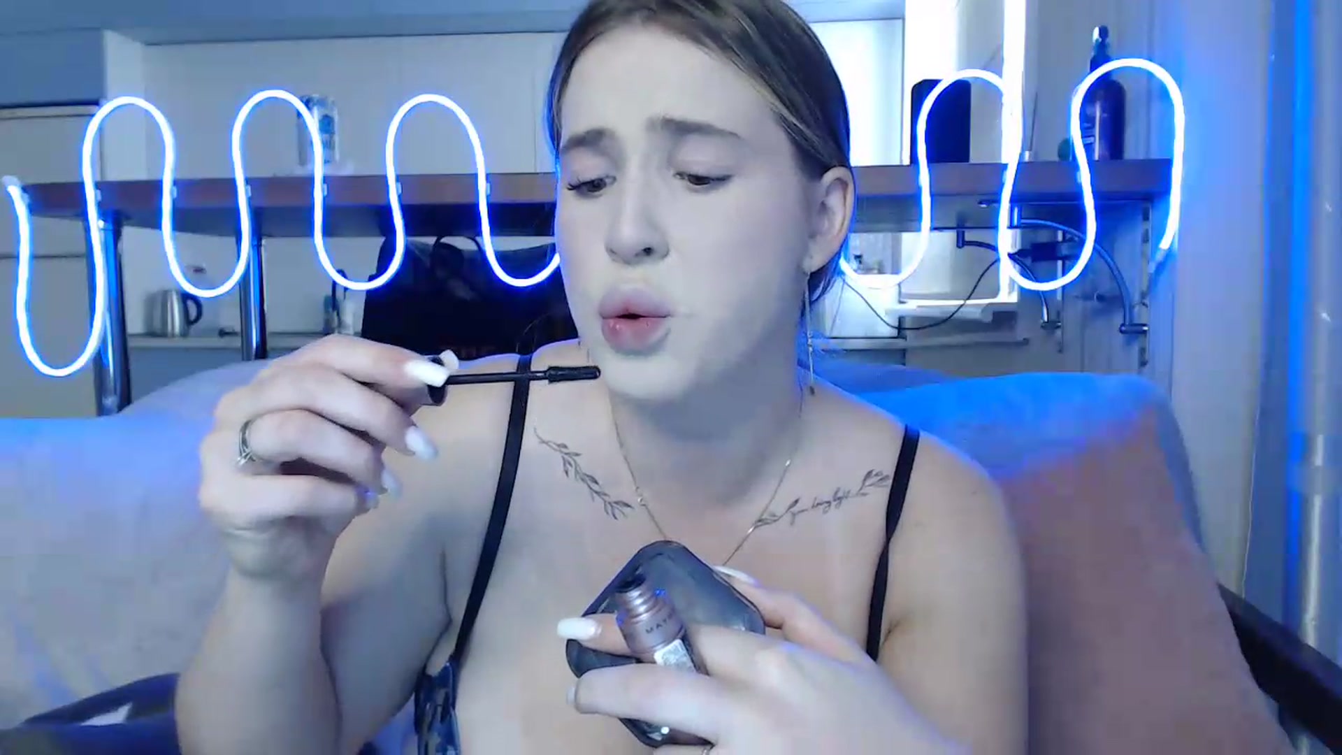 Gallery image thumbnail from Alaya_Wink's myfreecams stream on, 09/01/2026, 11:19 image 12 of 20