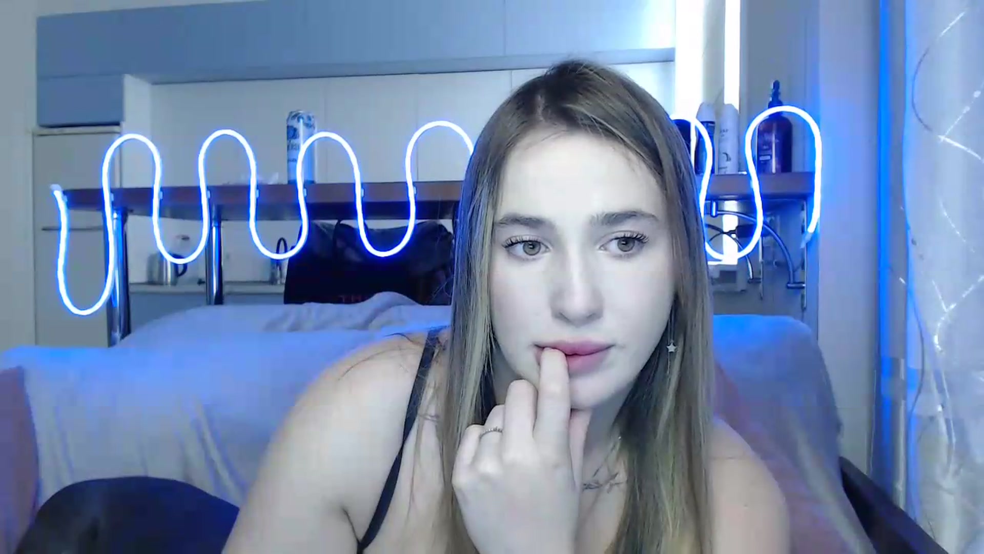 Gallery image thumbnail from Alaya_Wink's myfreecams stream on, 09/01/2026, 13:18 image 5 of 20