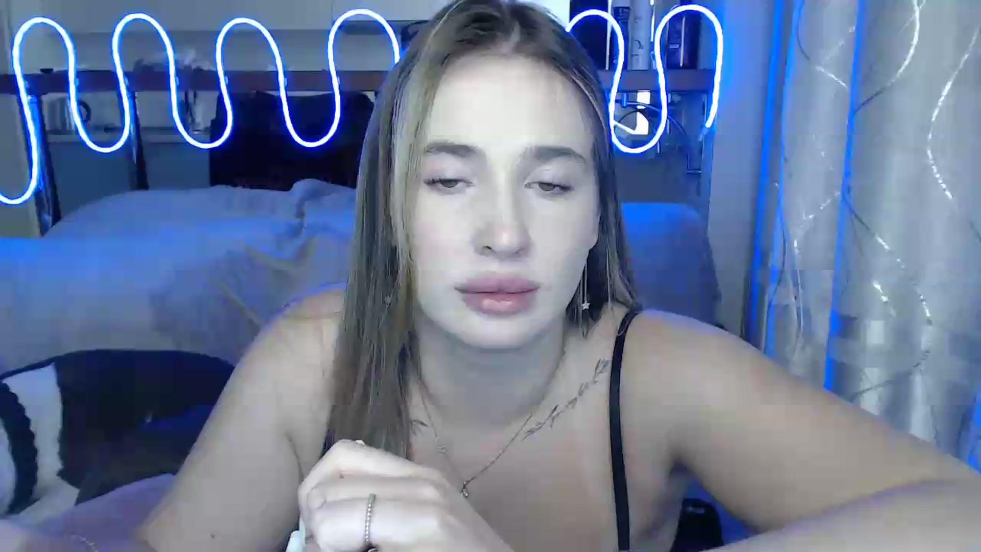Gallery image thumbnail from Alaya_Wink's myfreecams stream on, 09/01/2026, 14:00 image 16 of 20