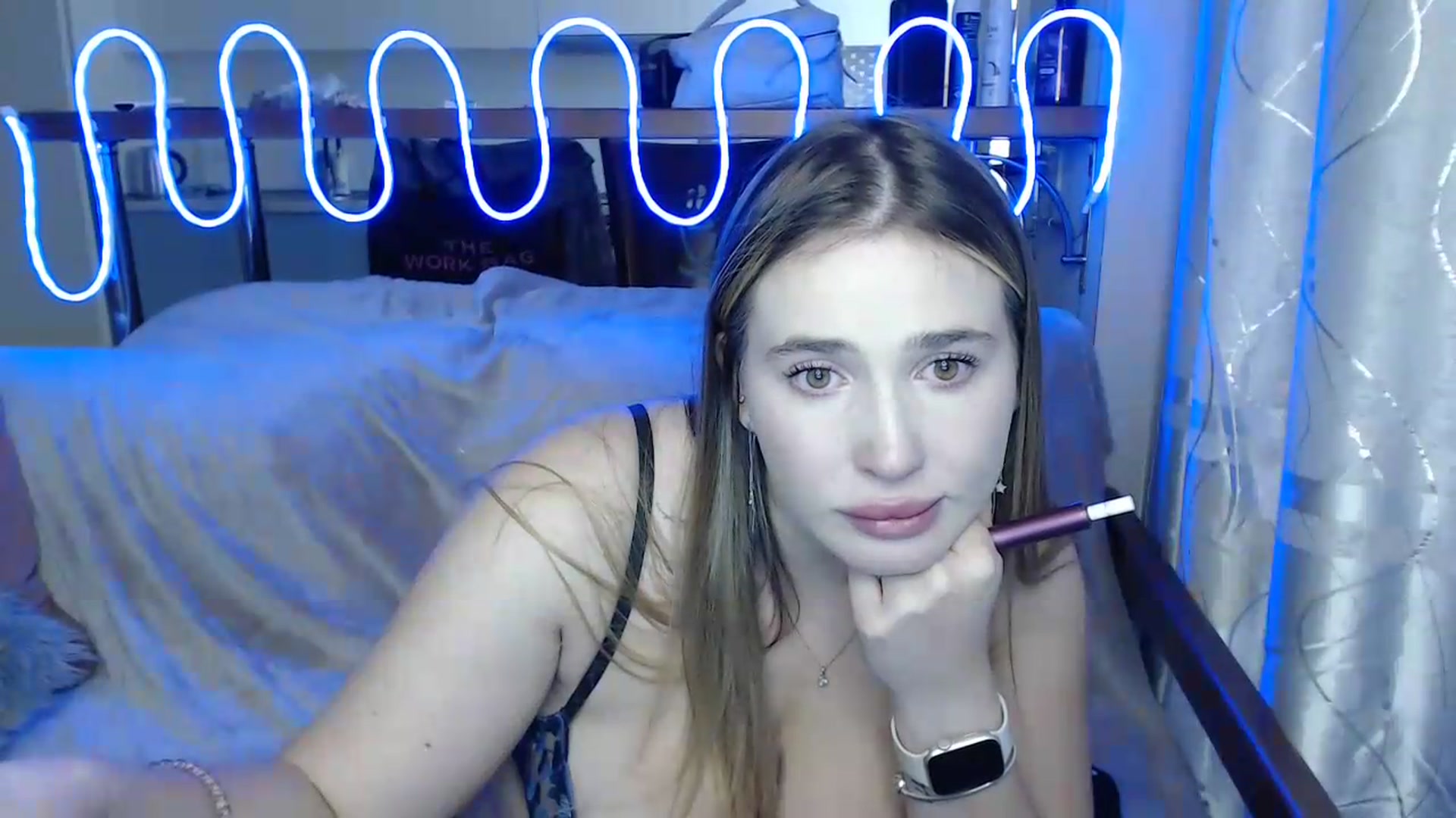 Gallery image thumbnail from Alaya_Wink's myfreecams stream on, 09/01/2026, 14:26 image 13 of 20