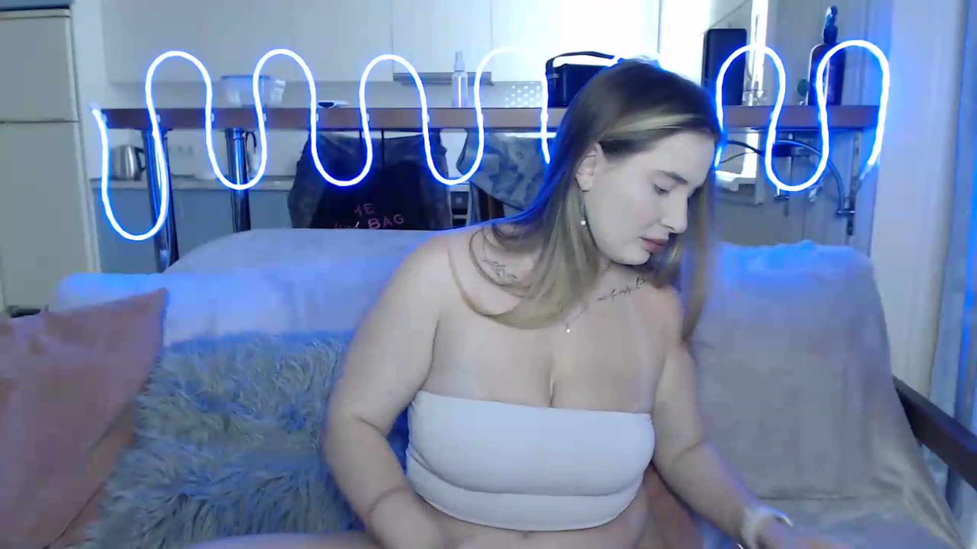 Gallery image thumbnail from Alaya_Wink's myfreecams stream on, 09/03/2026, 11:11 image 6 of 20