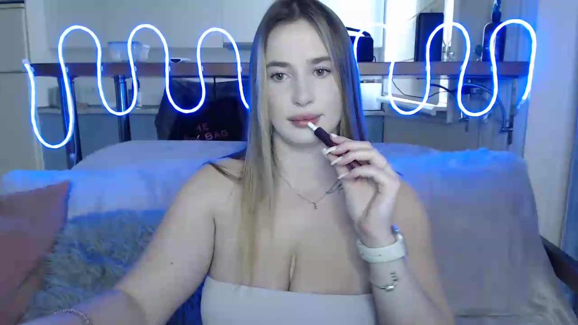 Gallery image thumbnail from Alaya_Wink's myfreecams stream on, 09/03/2026, 11:11 image 16 of 20