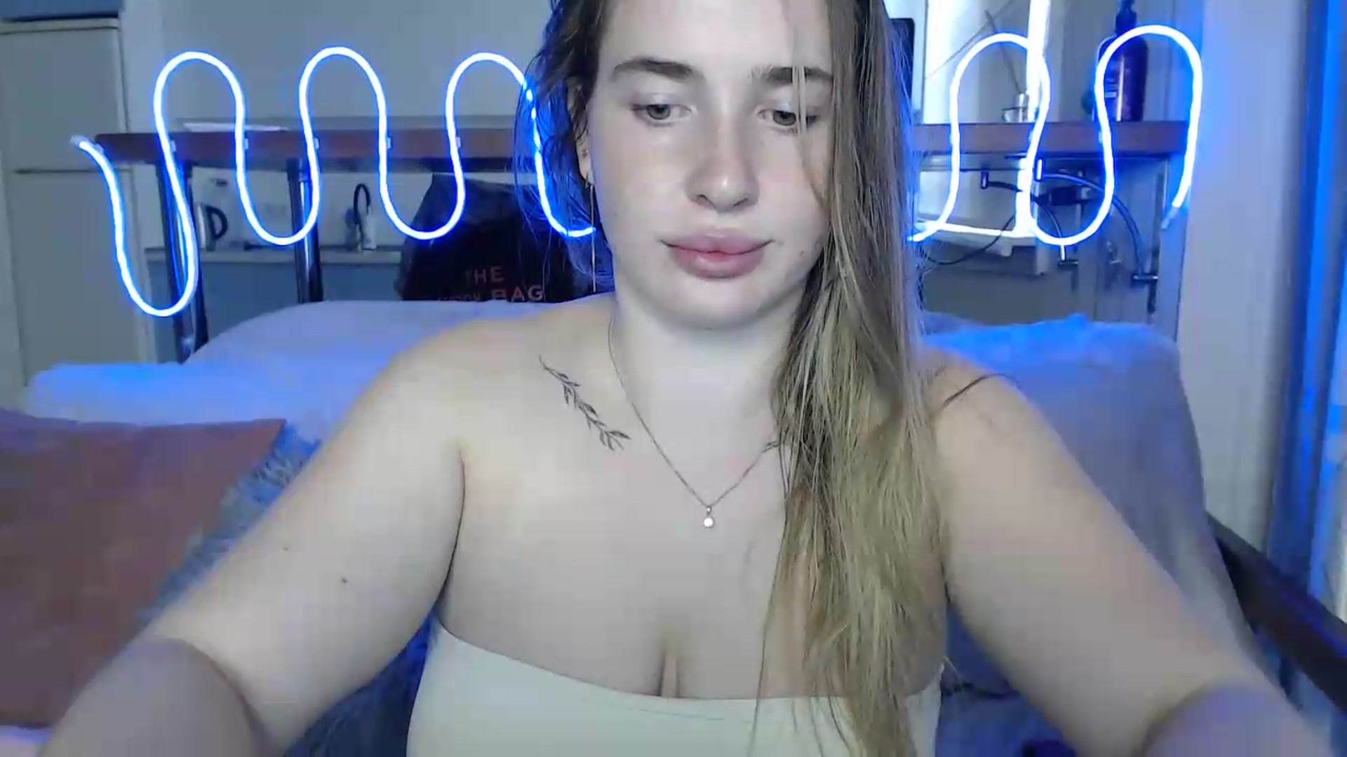 Gallery image thumbnail from Alaya_Wink's myfreecams stream on, 09/04/2026, 11:35 image 10 of 20