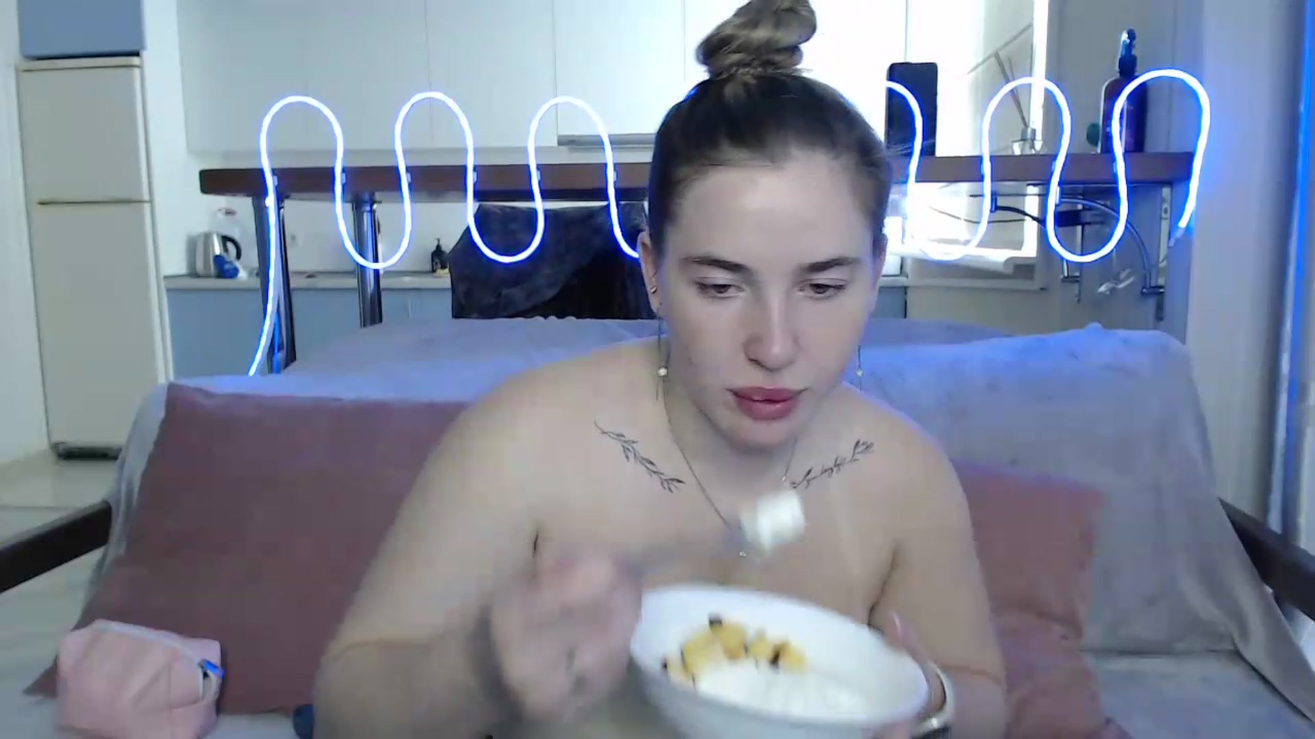 Gallery image thumbnail from Alaya_Wink's myfreecams stream on, 09/05/2026, 08:30 image 11 of 20