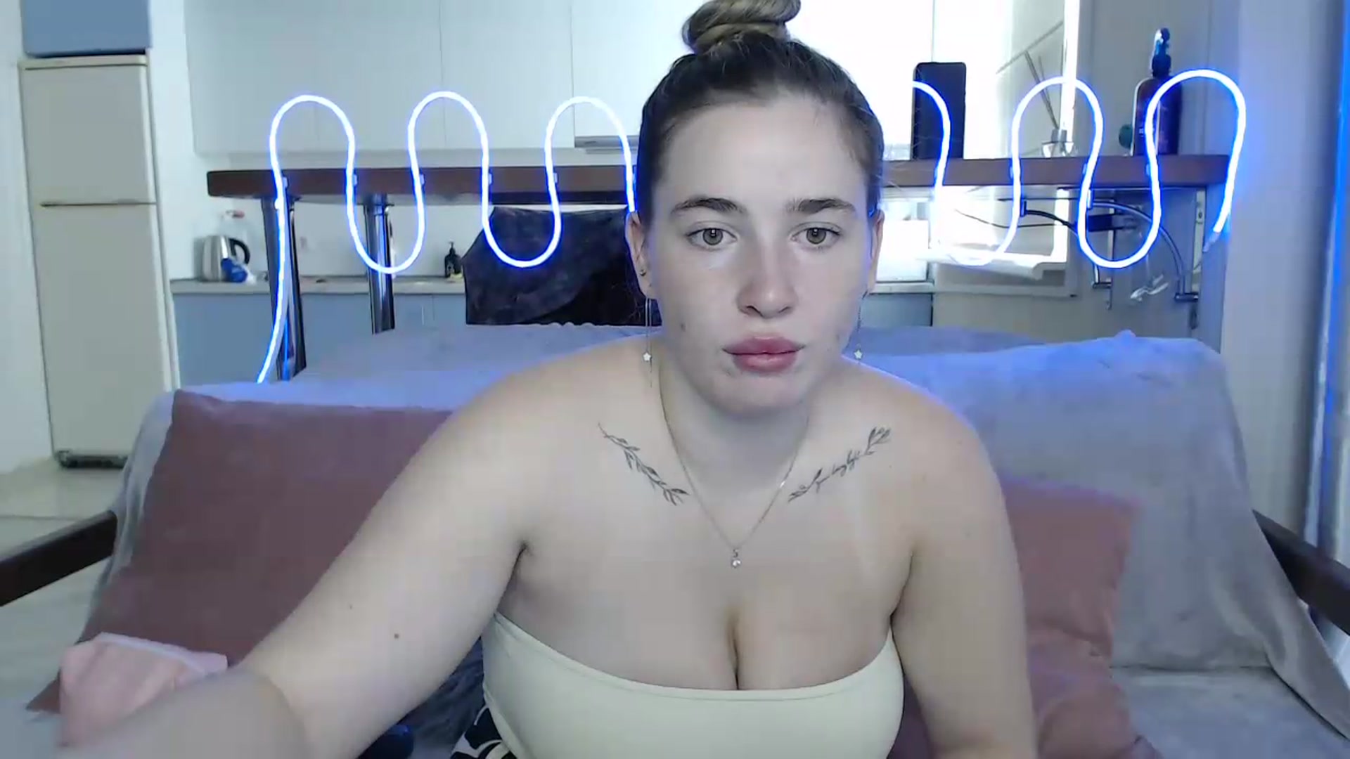 Gallery image thumbnail from Alaya_Wink's myfreecams stream on, 09/05/2026, 08:30 image 6 of 20
