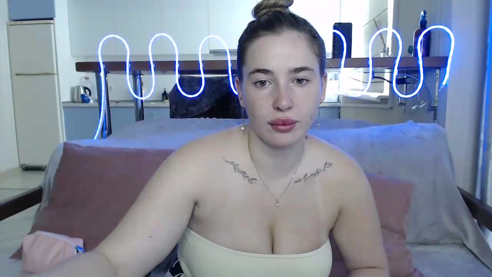 Gallery image thumbnail from Alaya_Wink's myfreecams stream on, 09/05/2026, 08:30 image 8 of 20