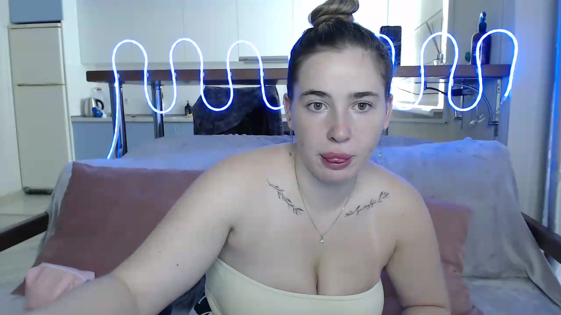 Gallery image thumbnail from Alaya_Wink's myfreecams stream on, 09/05/2026, 08:30 image 7 of 20