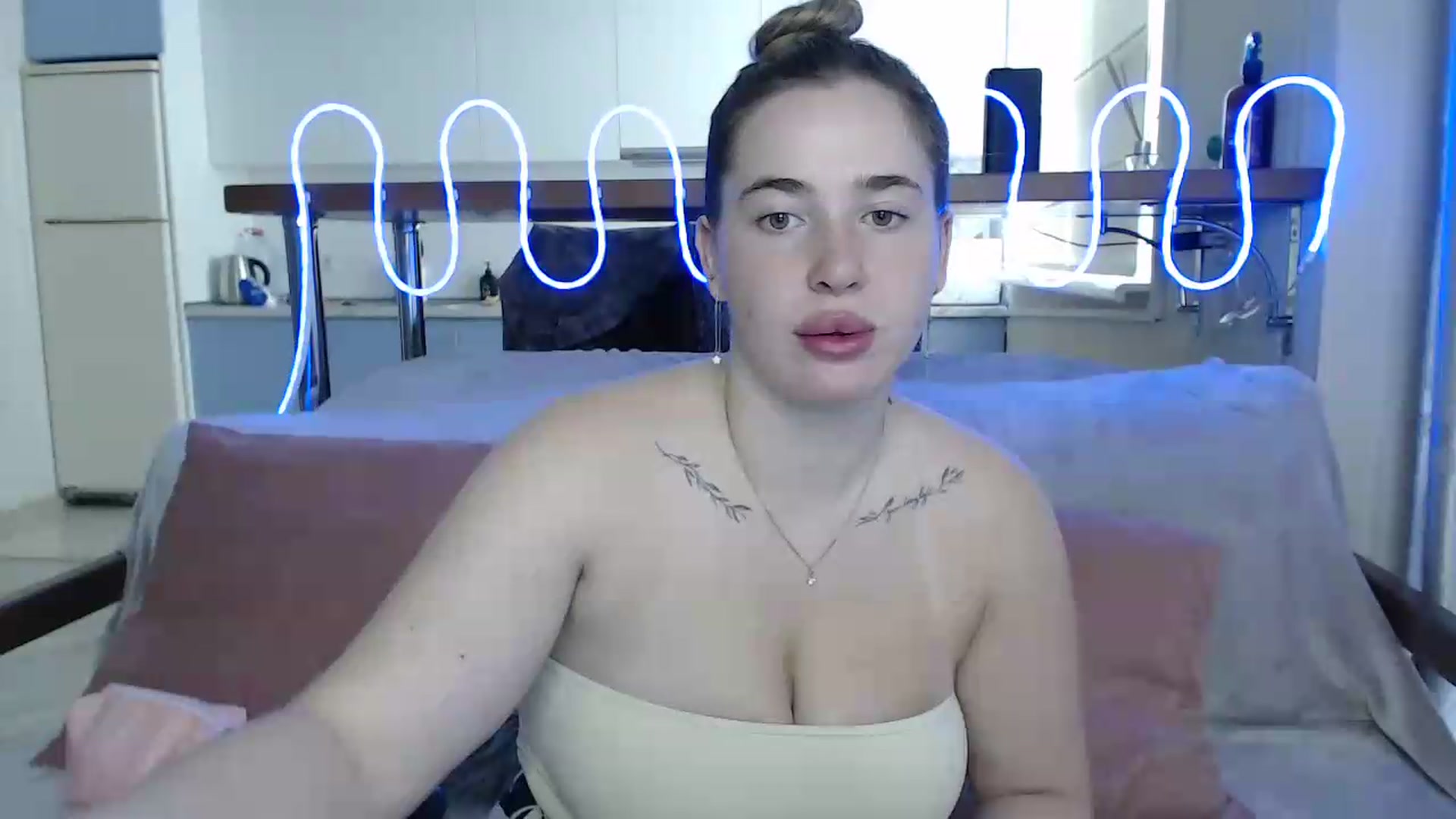 Gallery image thumbnail from Alaya_Wink's myfreecams stream on, 09/05/2026, 08:30 image 15 of 20