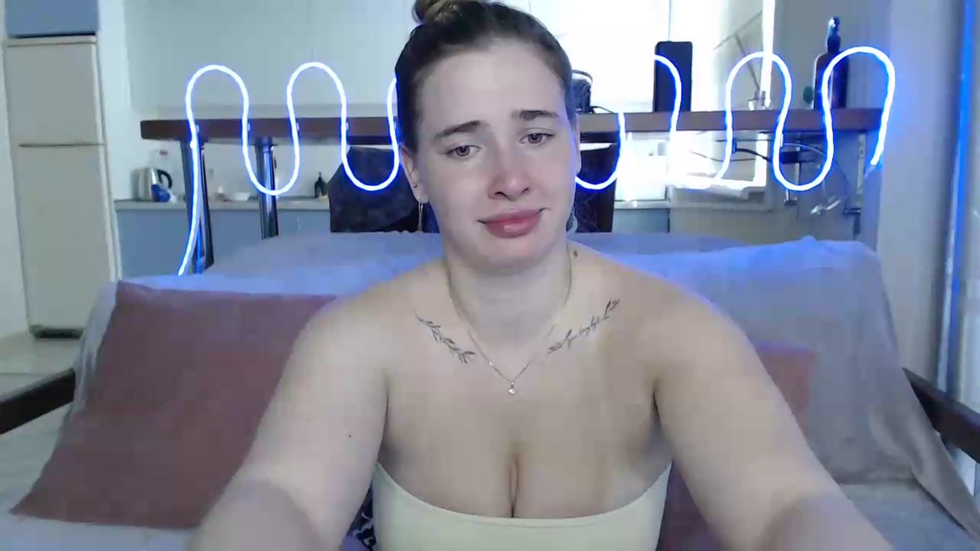 Gallery image thumbnail from Alaya_Wink's myfreecams stream on, 09/05/2026, 09:28 image 2 of 20