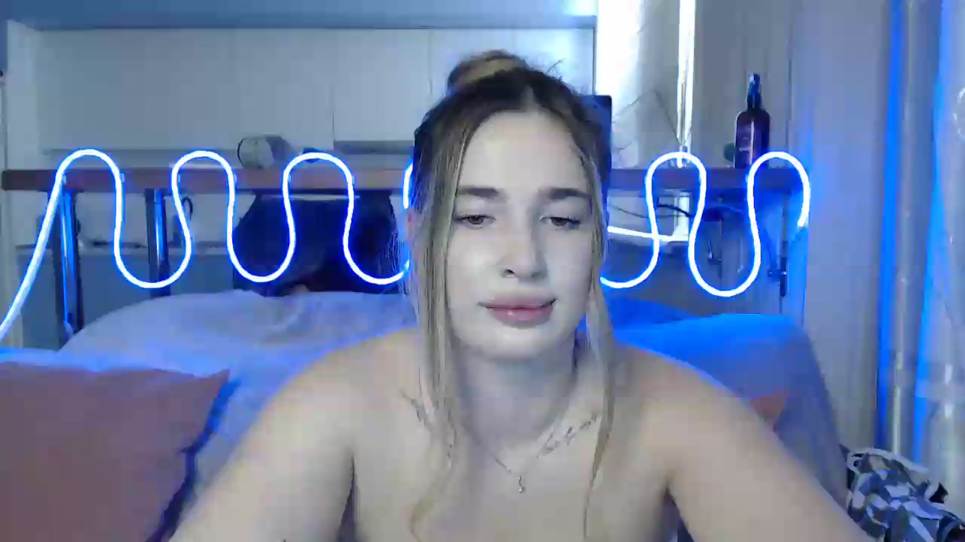 Gallery image thumbnail from Alaya_Wink's myfreecams stream on, 09/05/2026, 11:32 image 10 of 20