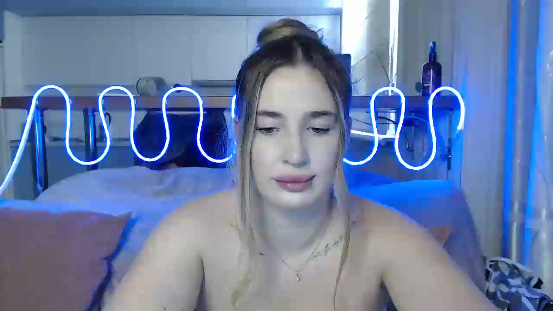 Gallery image thumbnail from Alaya_Wink's myfreecams stream on, 09/05/2026, 11:32 image 9 of 20