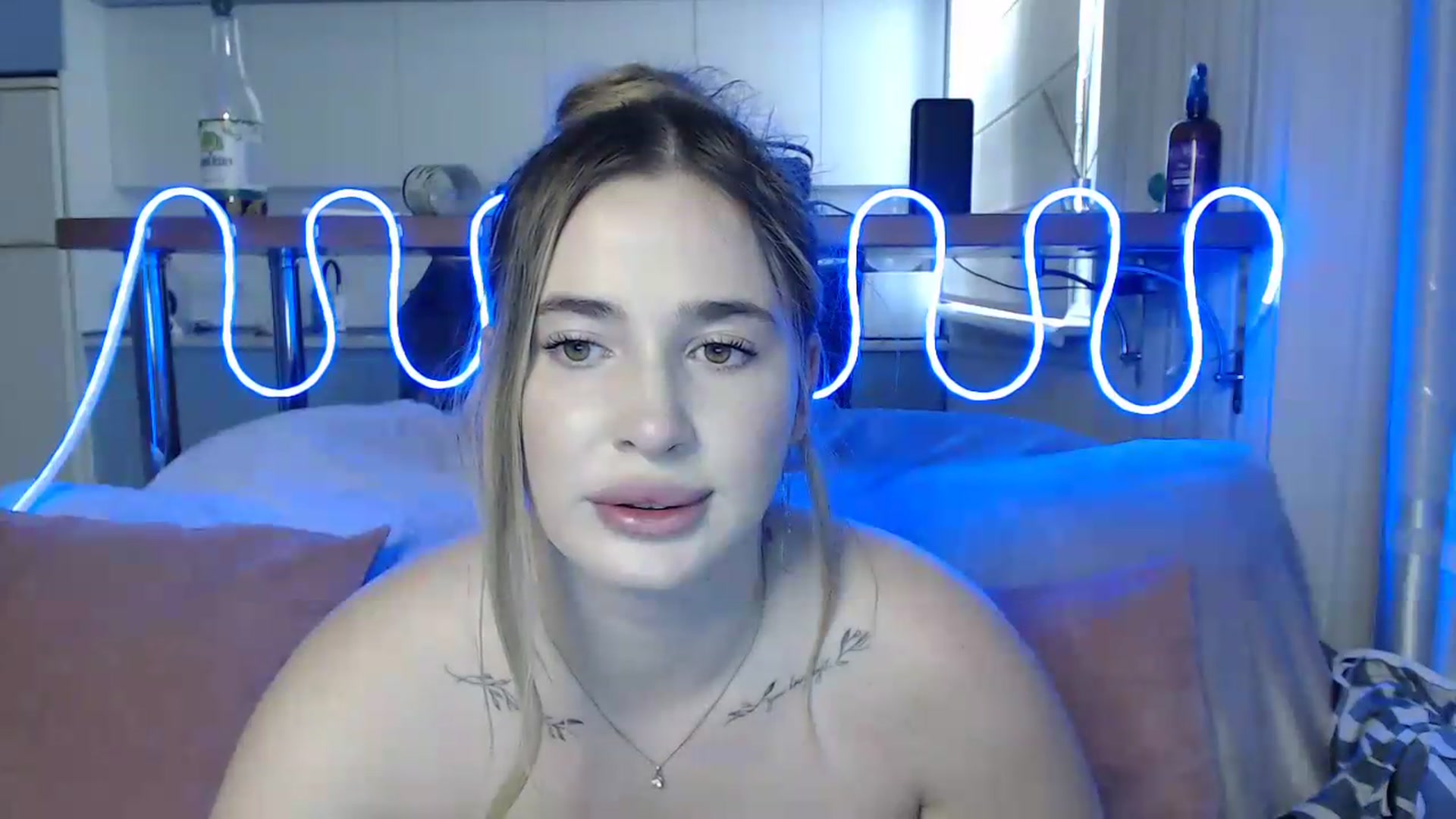 Gallery image thumbnail from Alaya_Wink's myfreecams stream on, 09/05/2026, 12:33 image 10 of 20