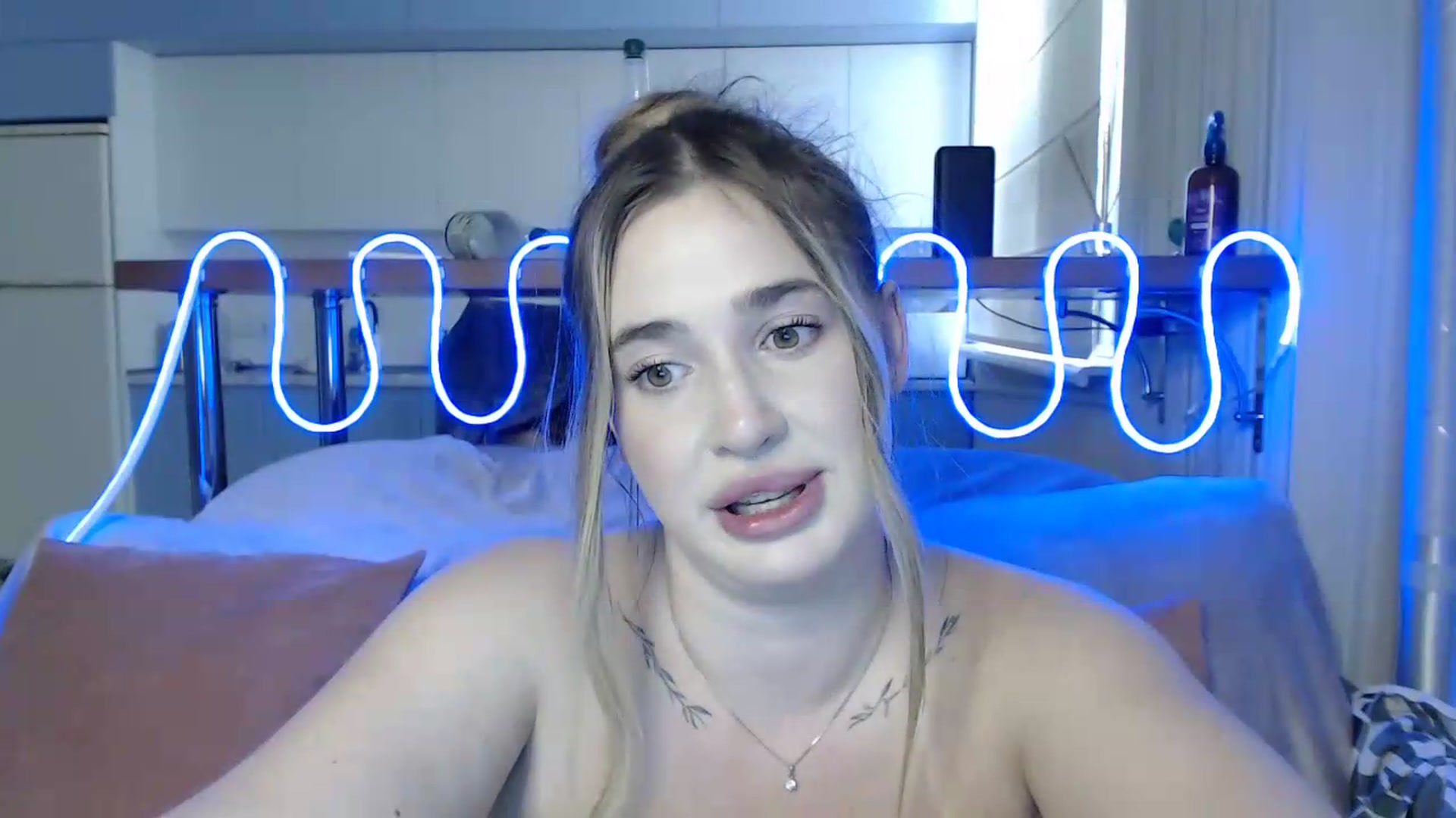 Gallery image thumbnail from Alaya_Wink's myfreecams stream on, 09/05/2026, 12:33 image 18 of 20
