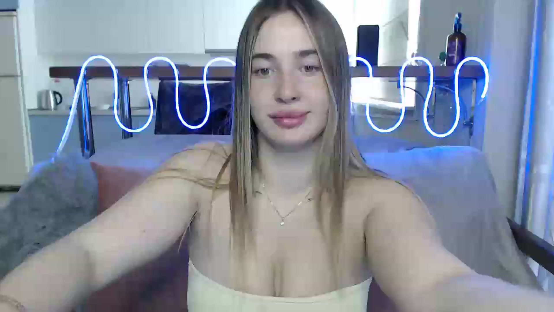Gallery image thumbnail from Alaya_Wink's myfreecams stream on, 09/07/2026, 08:53 image 6 of 20