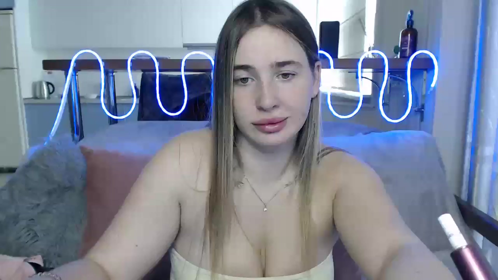 Gallery image thumbnail from Alaya_Wink's myfreecams stream on, 09/07/2026, 08:53 image 18 of 20