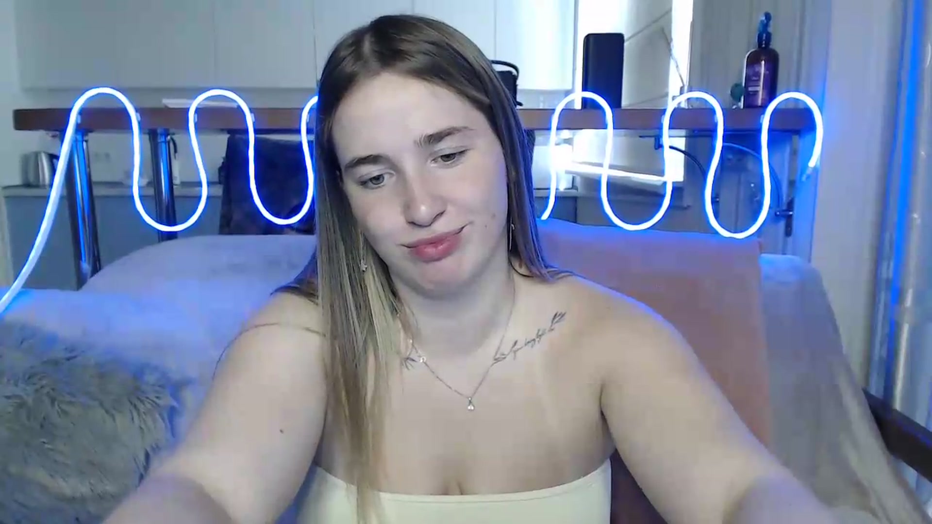 Gallery image thumbnail from Alaya_Wink's myfreecams stream on, 09/07/2026, 10:48 image 13 of 20