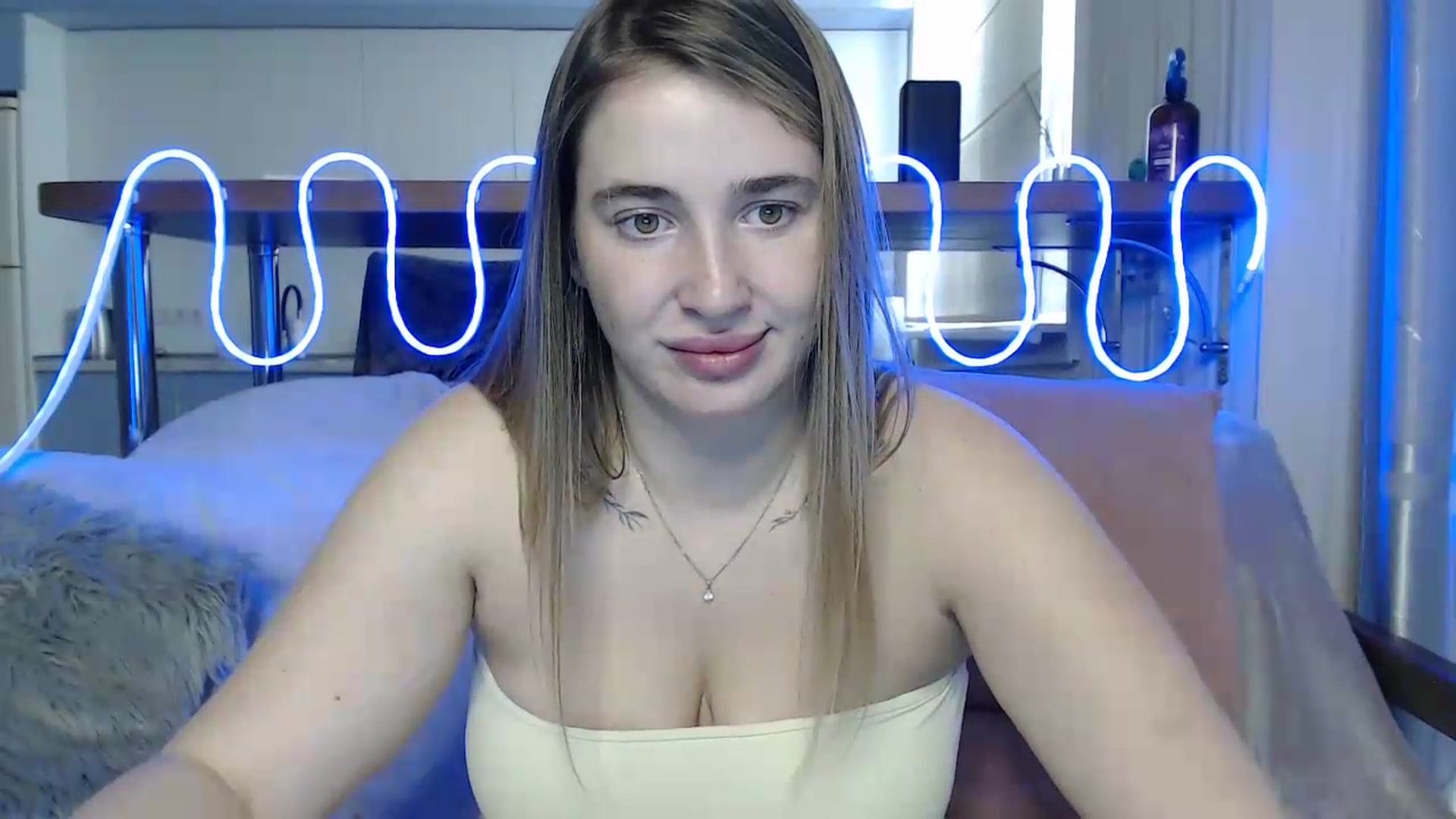 Gallery image thumbnail from Alaya_Wink's myfreecams stream on, 09/07/2026, 11:47 image 2 of 20