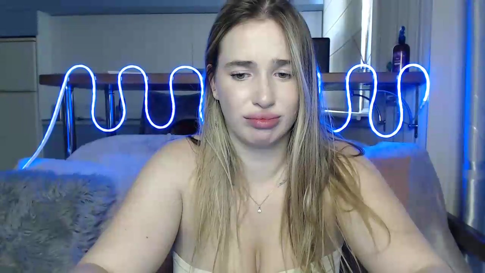 Gallery image thumbnail from Alaya_Wink's myfreecams stream on, 09/07/2026, 15:15 image 6 of 20