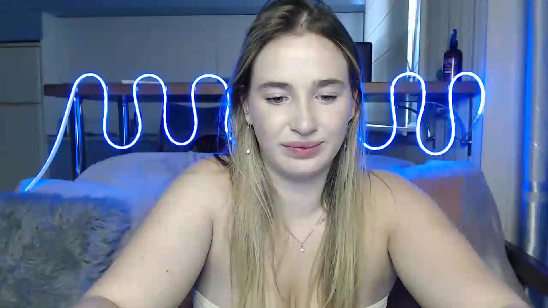 Gallery image thumbnail from Alaya_Wink's myfreecams stream on, 09/07/2026, 15:15 image 13 of 20