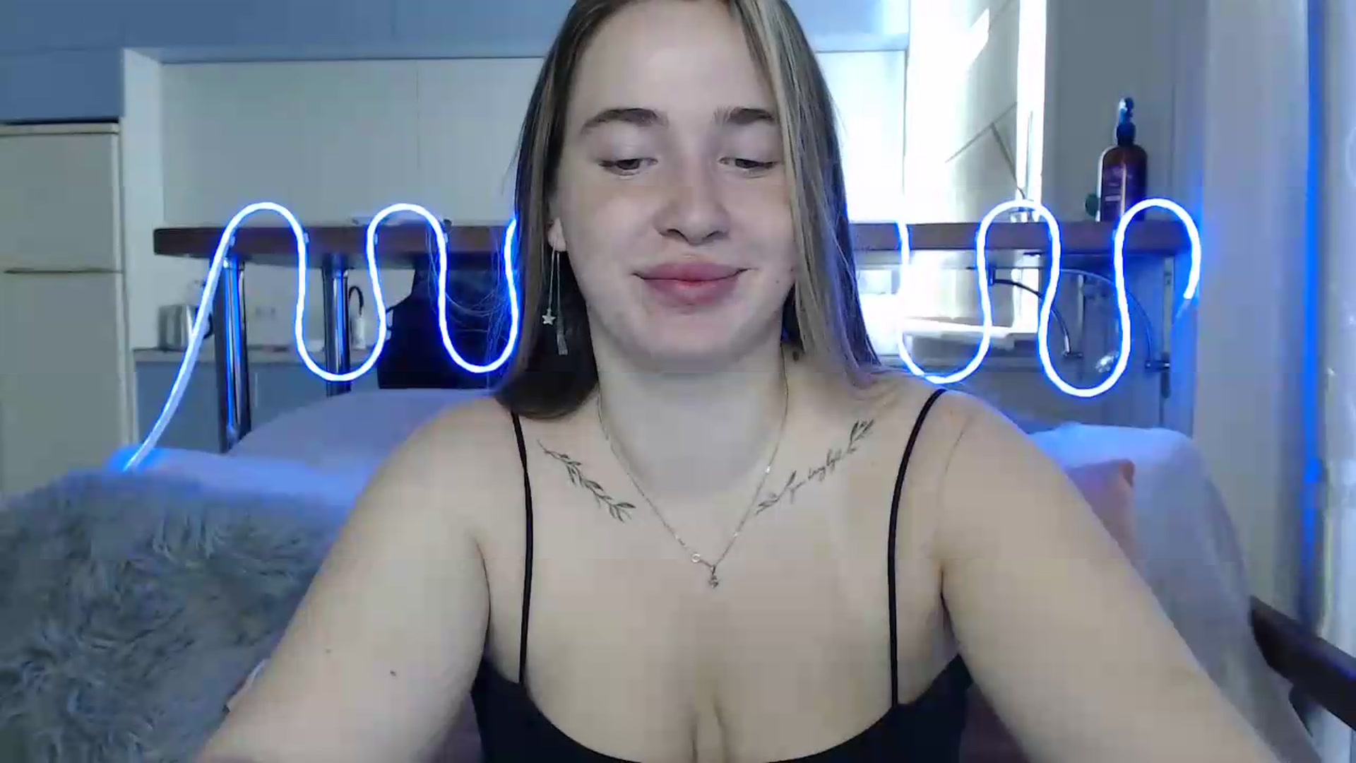 Gallery image thumbnail from Alaya_Wink's myfreecams stream on, 09/08/2026, 09:10 image 19 of 20