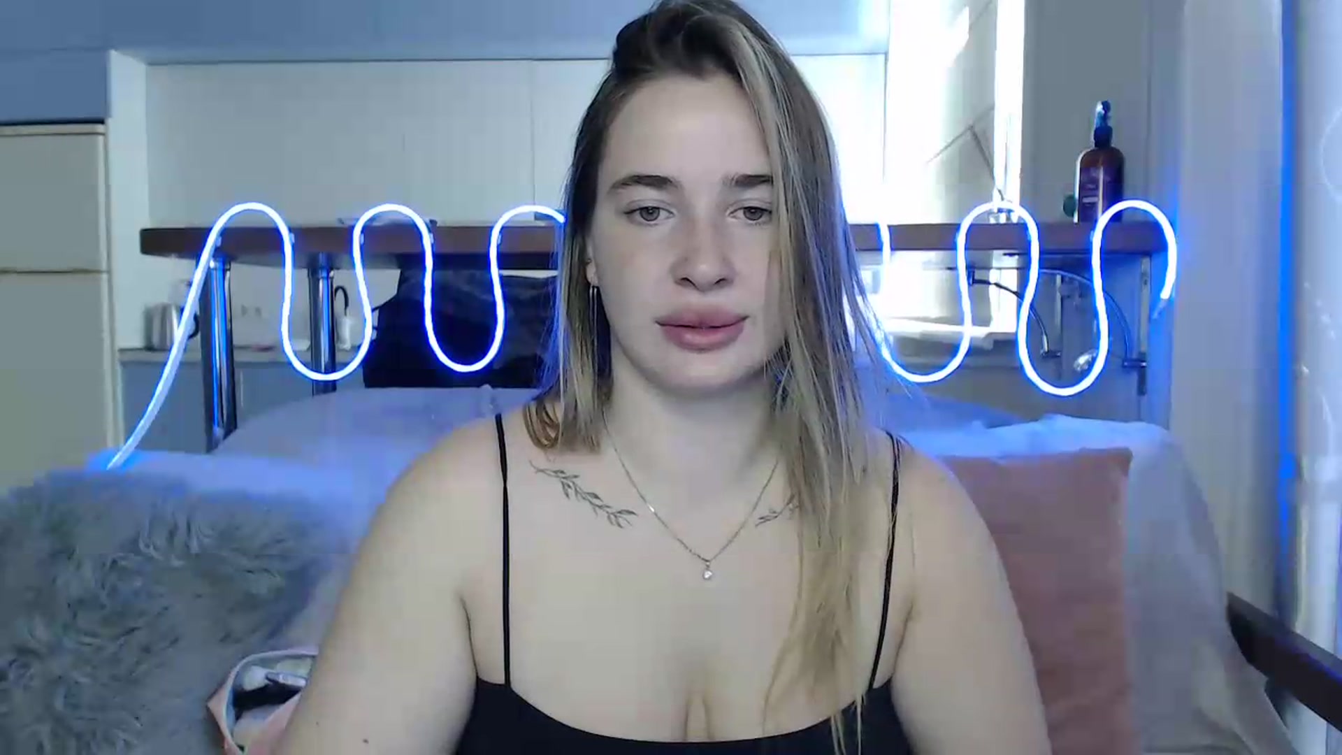 Gallery image thumbnail from Alaya_Wink's myfreecams stream on, 09/08/2026, 09:10 image 15 of 20