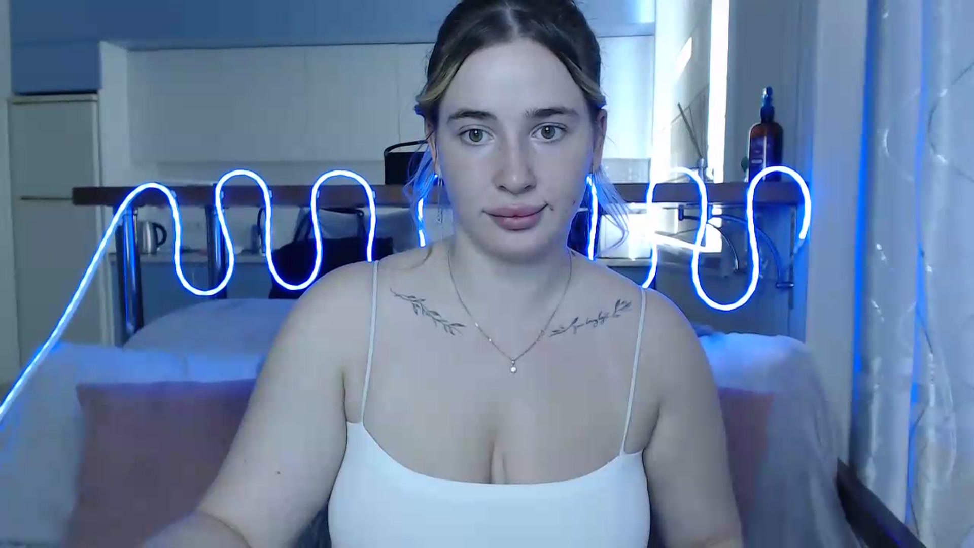 Gallery image thumbnail from Alaya_Wink's myfreecams stream on, 09/09/2026, 09:33 image 14 of 20