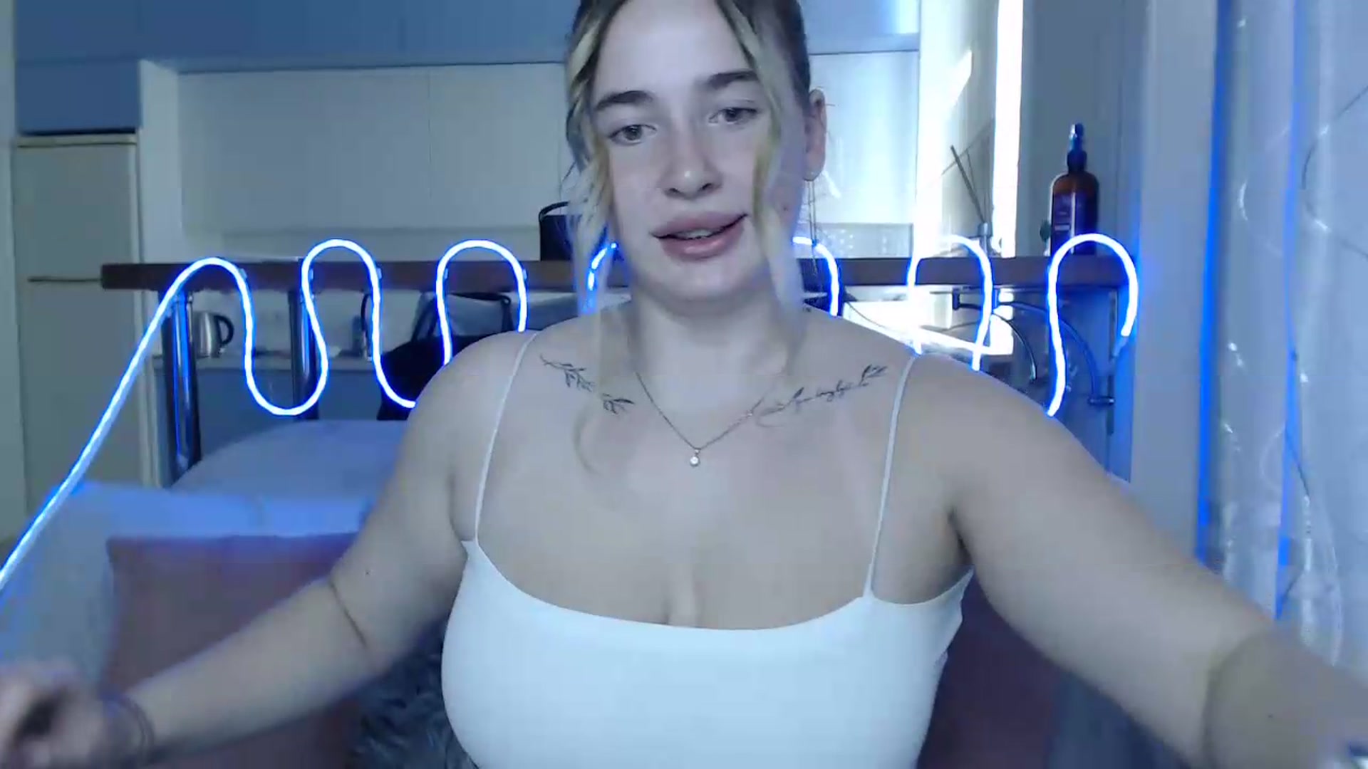 Gallery image thumbnail from Alaya_Wink's myfreecams stream on, 09/09/2026, 09:33 image 11 of 20