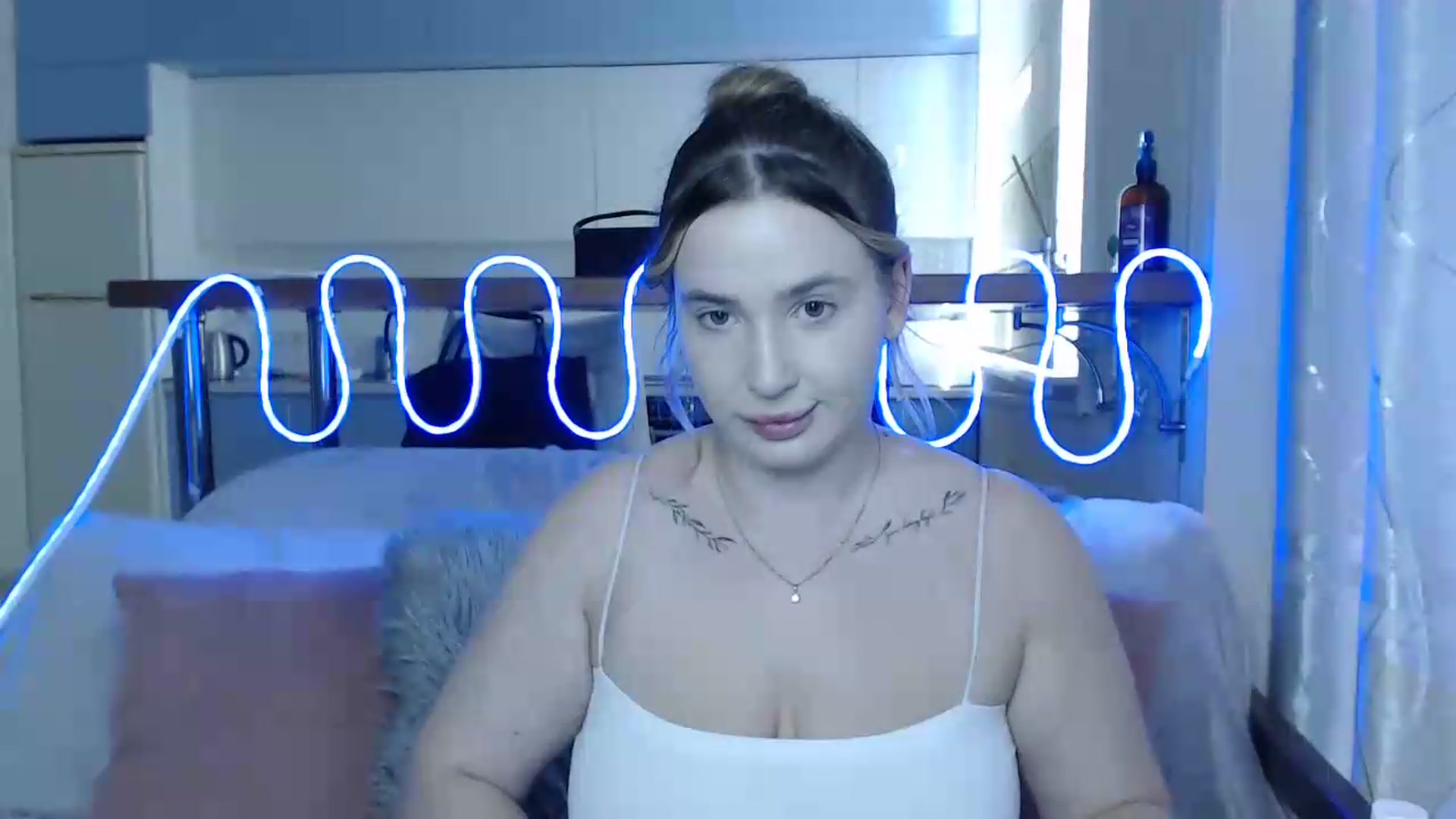 Gallery image thumbnail from Alaya_Wink's myfreecams stream on, 09/09/2026, 09:33 image 17 of 20