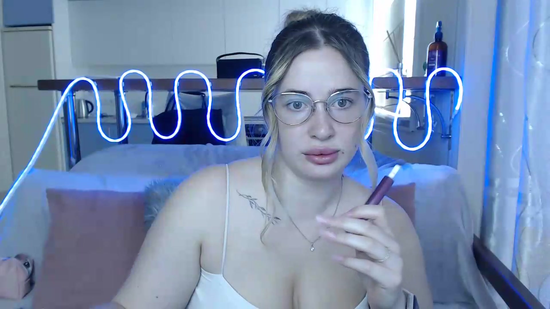 Gallery image thumbnail from Alaya_Wink's myfreecams stream on, 09/09/2026, 09:33 image 6 of 20