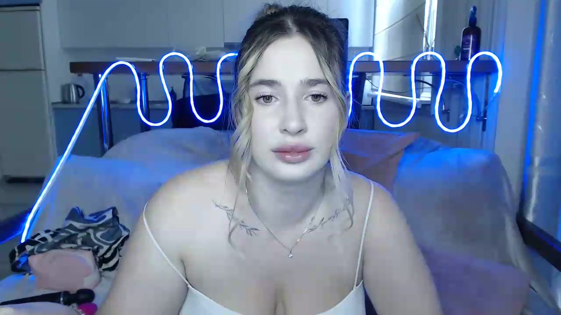 Gallery image thumbnail from Alaya_Wink's myfreecams stream on, 09/09/2026, 11:16 image 4 of 20