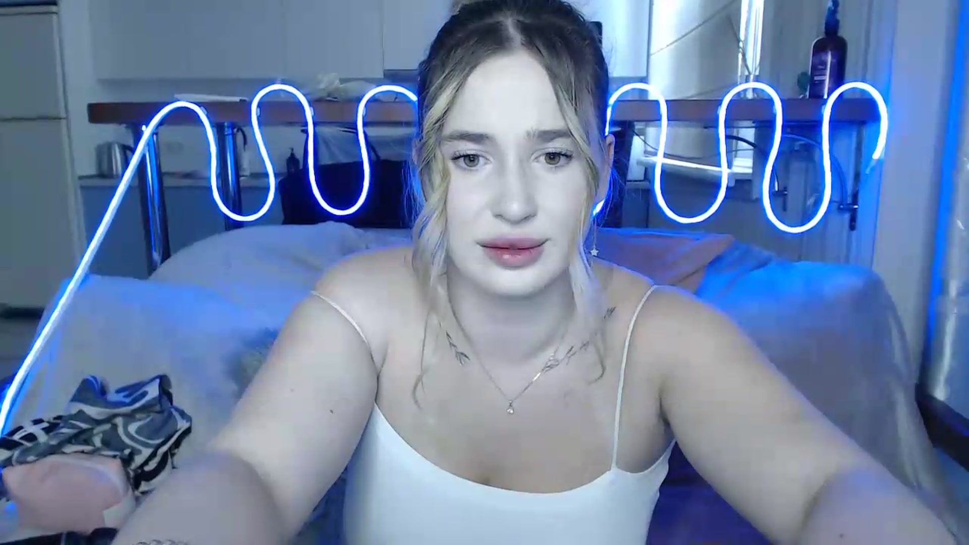 Gallery image thumbnail from Alaya_Wink's myfreecams stream on, 09/09/2026, 11:16 image 12 of 20