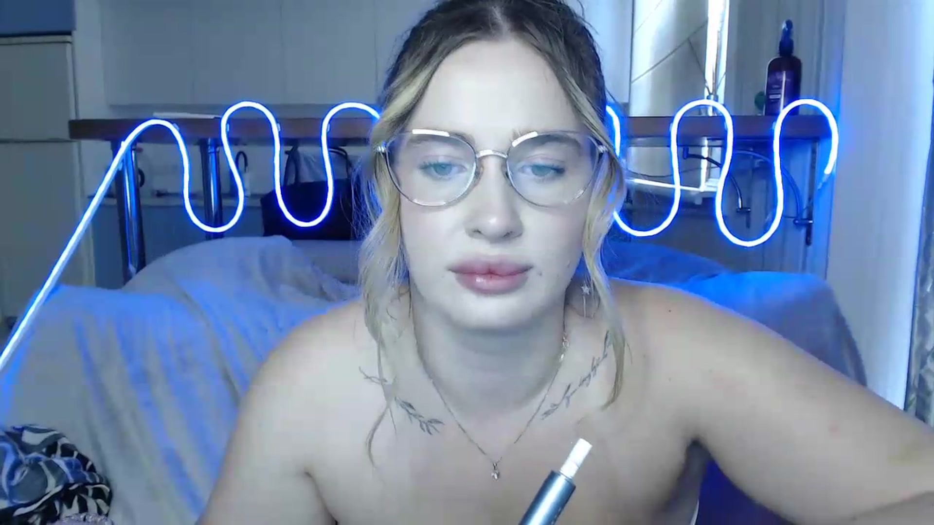Gallery image thumbnail from Alaya_Wink's myfreecams stream on, 09/09/2026, 13:23 image 4 of 20