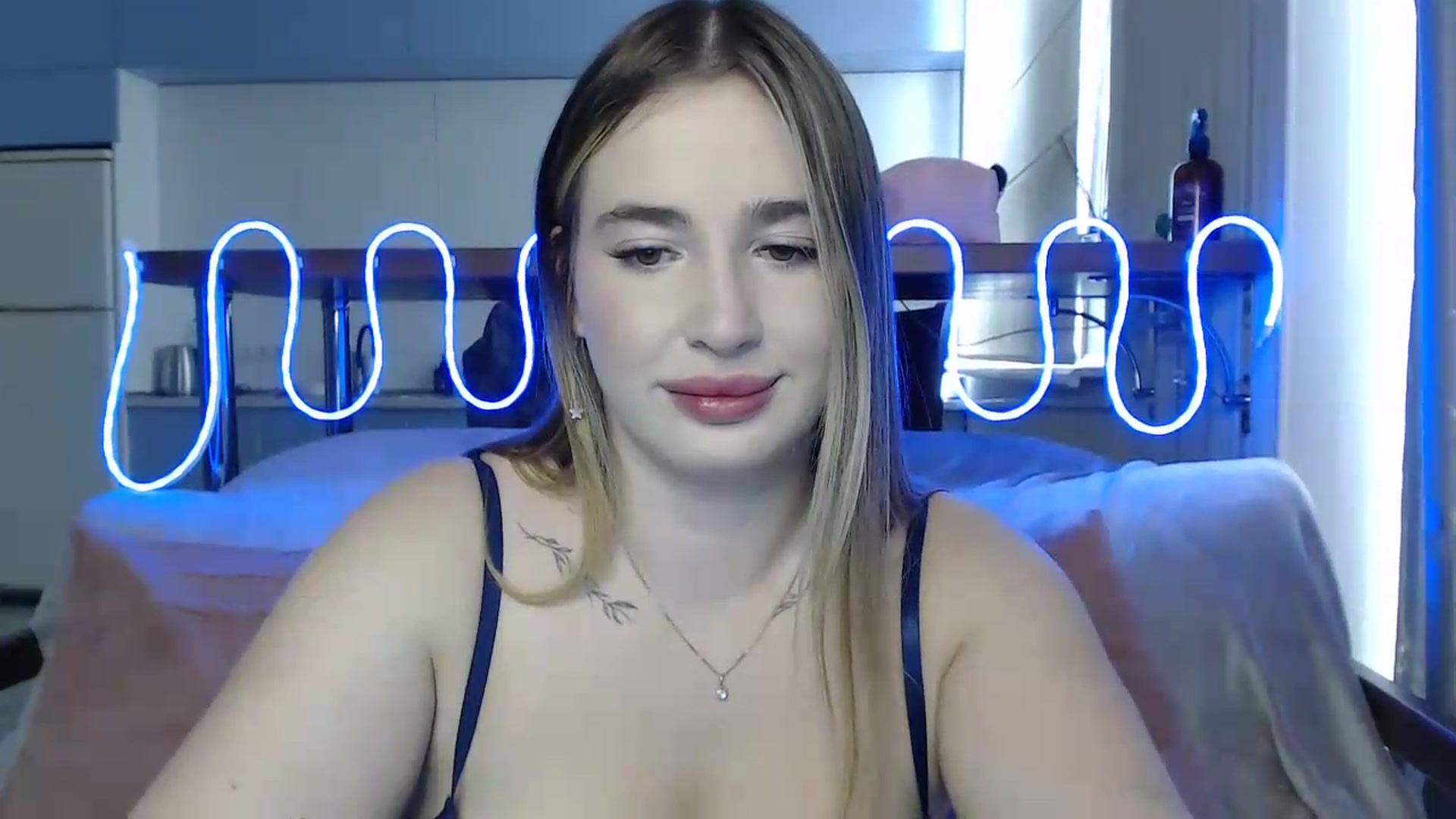 Gallery image thumbnail from Alaya_Wink's myfreecams stream on, 09/11/2026, 10:36 image 11 of 20