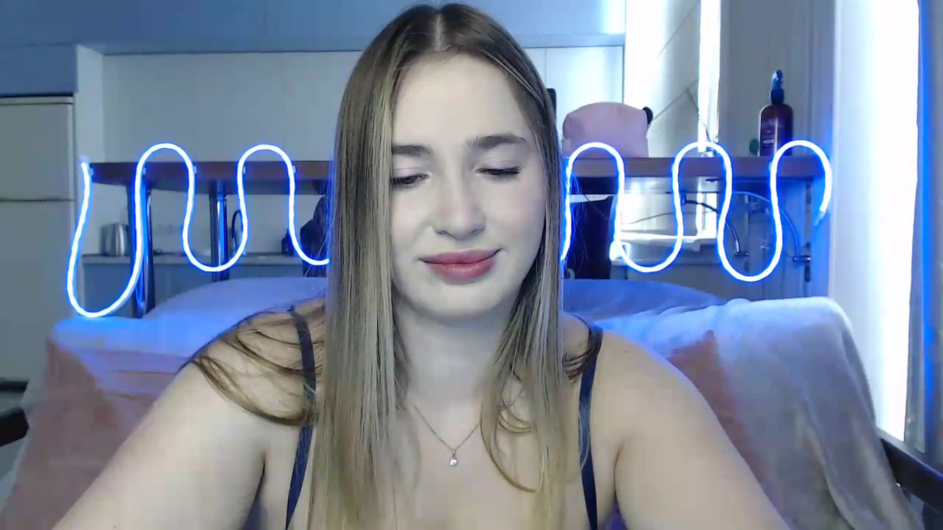 Gallery image thumbnail from Alaya_Wink's myfreecams stream on, 09/11/2026, 10:36 image 4 of 20