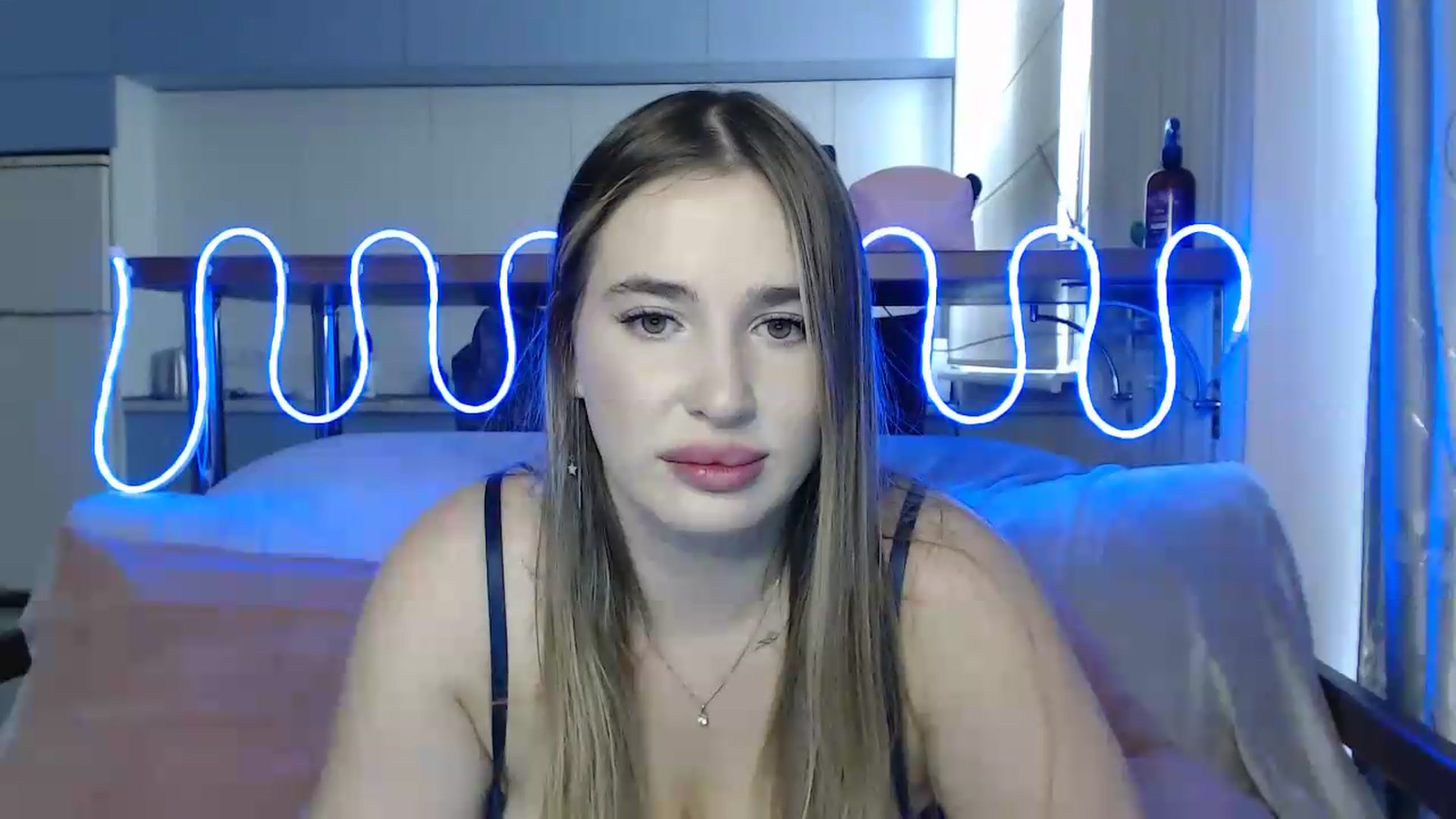 Gallery image thumbnail from Alaya_Wink's myfreecams stream on, 09/11/2026, 12:33 image 3 of 20