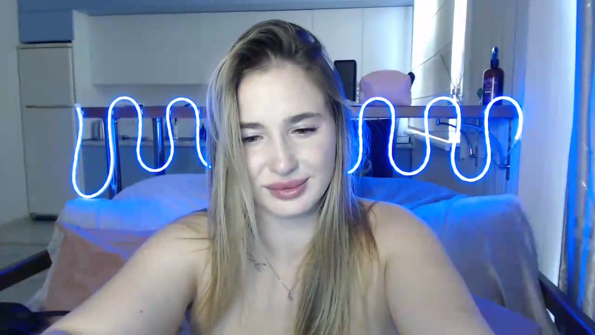 Gallery image thumbnail from Alaya_Wink's myfreecams stream on, 09/11/2026, 15:00 image 7 of 20