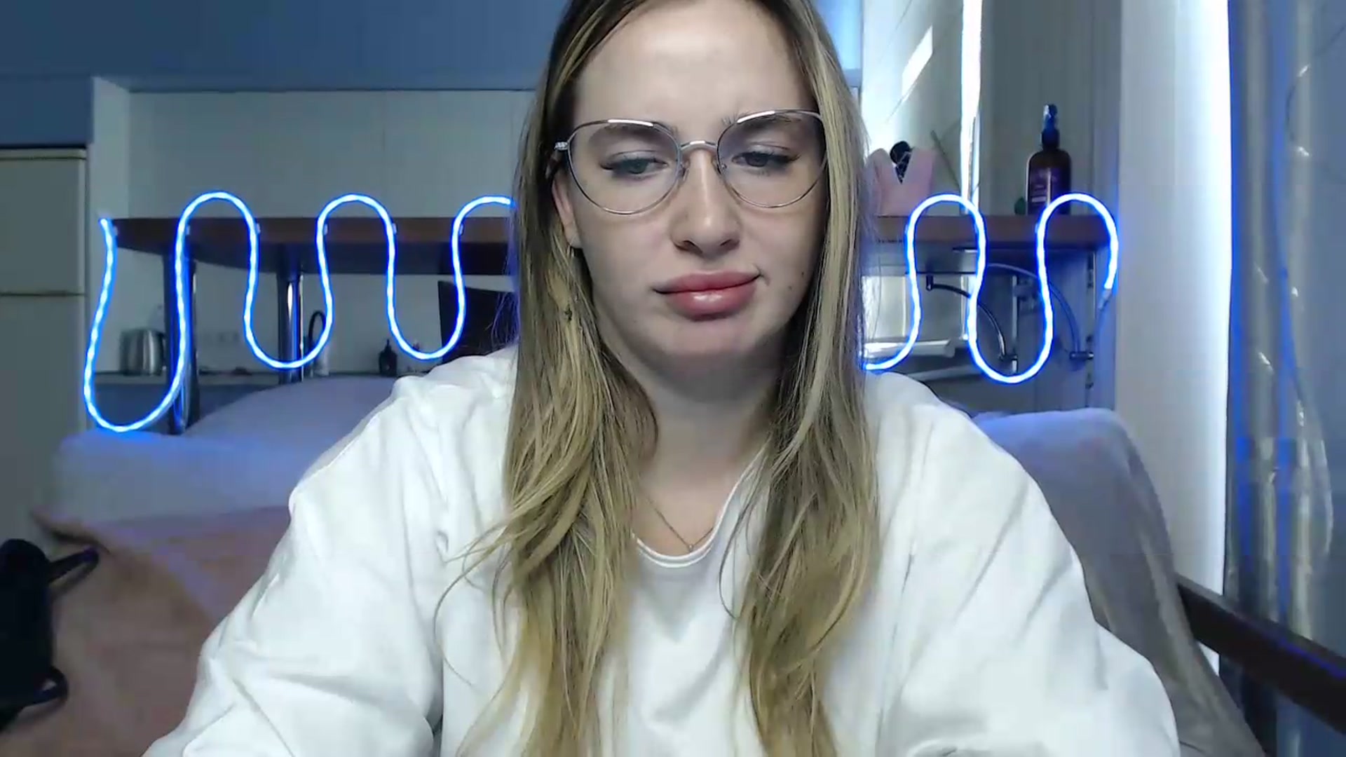 Gallery image thumbnail from Alaya_Wink's myfreecams stream on, 09/12/2026, 10:12 image 9 of 20