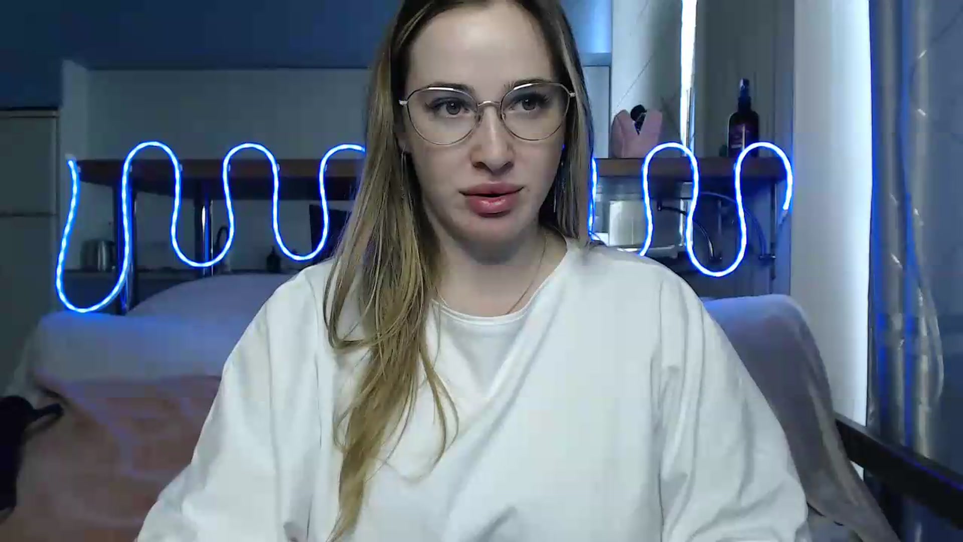Gallery image thumbnail from Alaya_Wink's myfreecams stream on, 09/12/2026, 10:12 image 19 of 20