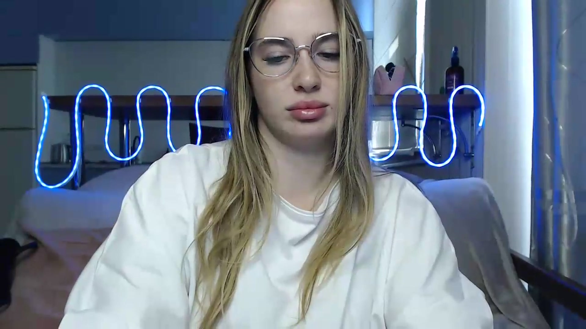 Gallery image thumbnail from Alaya_Wink's myfreecams stream on, 09/12/2026, 10:12 image 14 of 20
