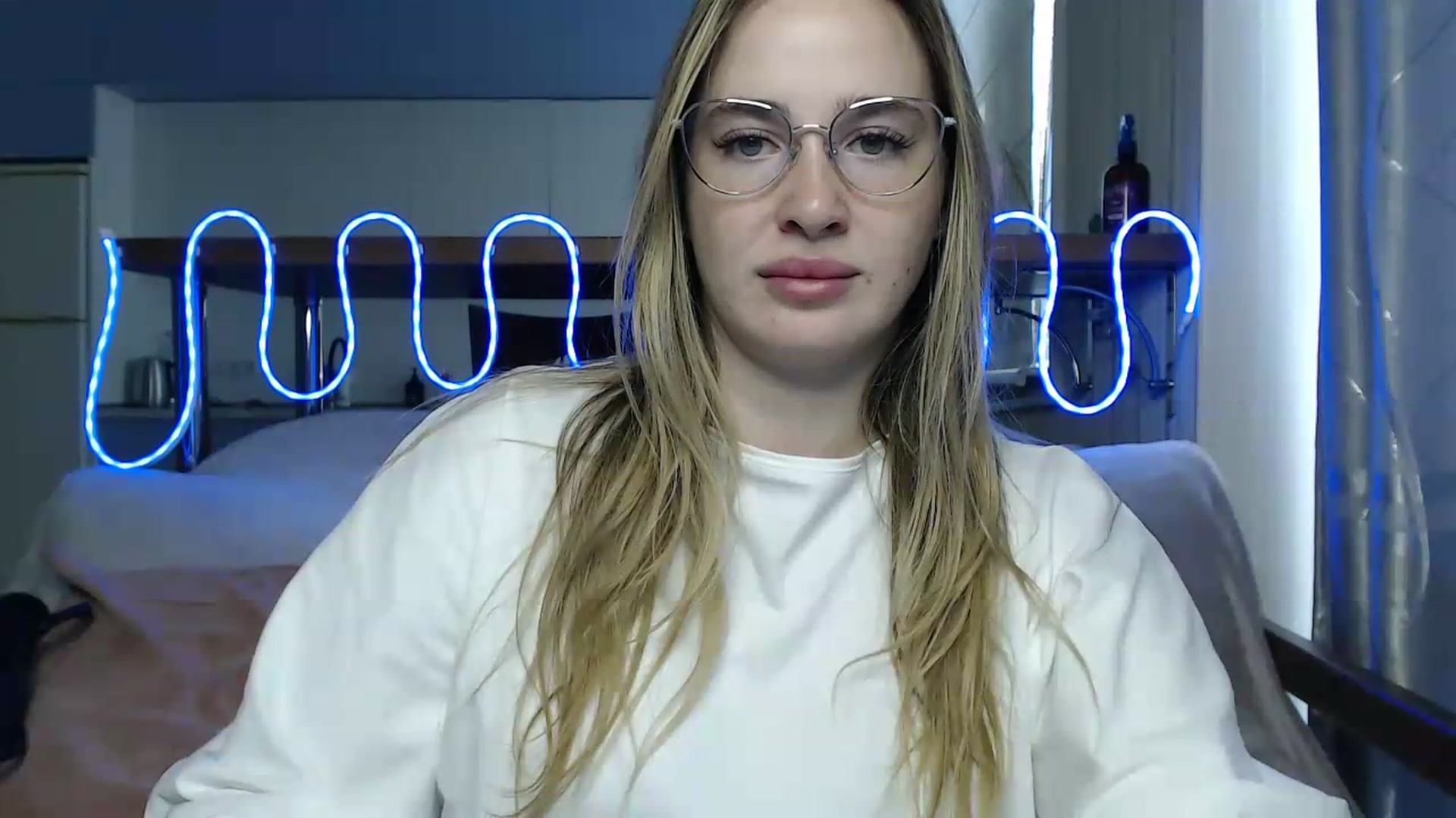 Gallery image thumbnail from Alaya_Wink's myfreecams stream on, 09/12/2026, 10:12 image 15 of 20