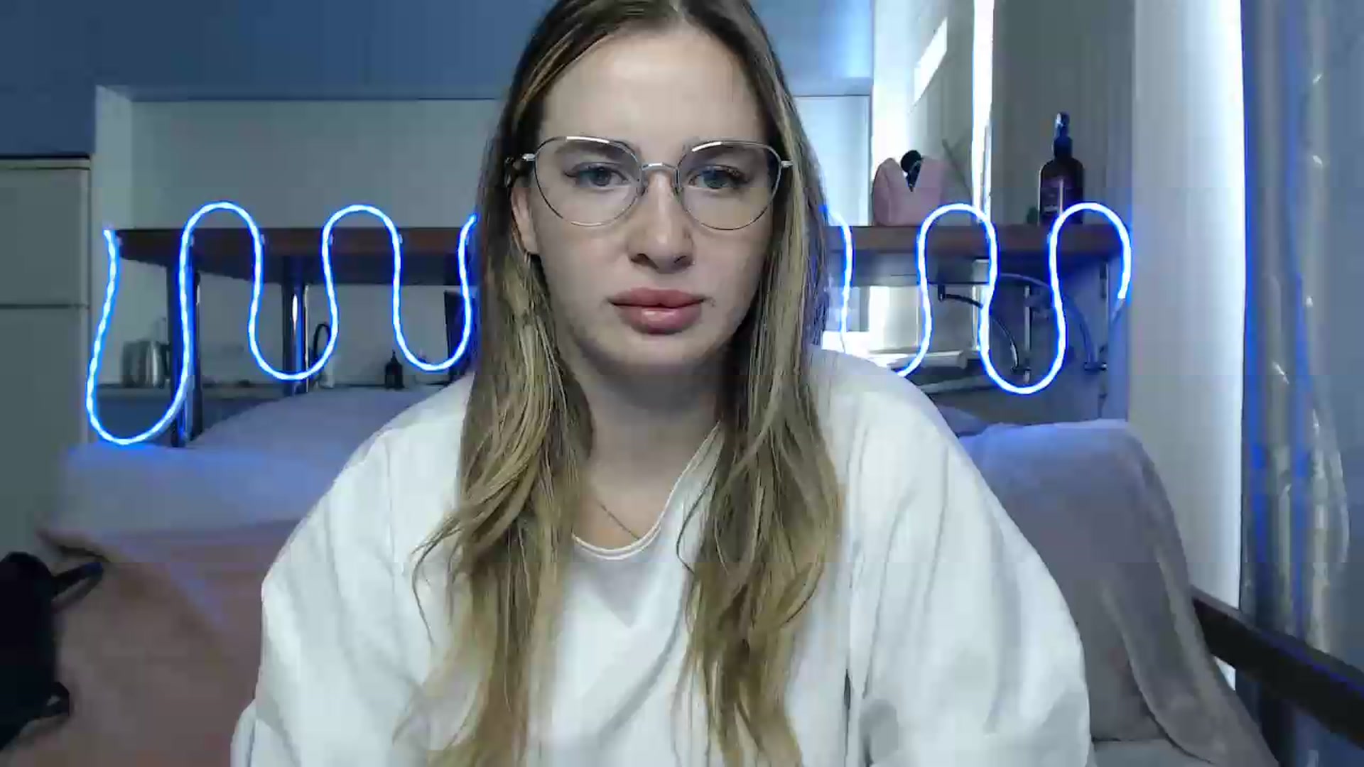 Gallery image thumbnail from Alaya_Wink's myfreecams stream on, 09/12/2026, 10:12 image 7 of 20
