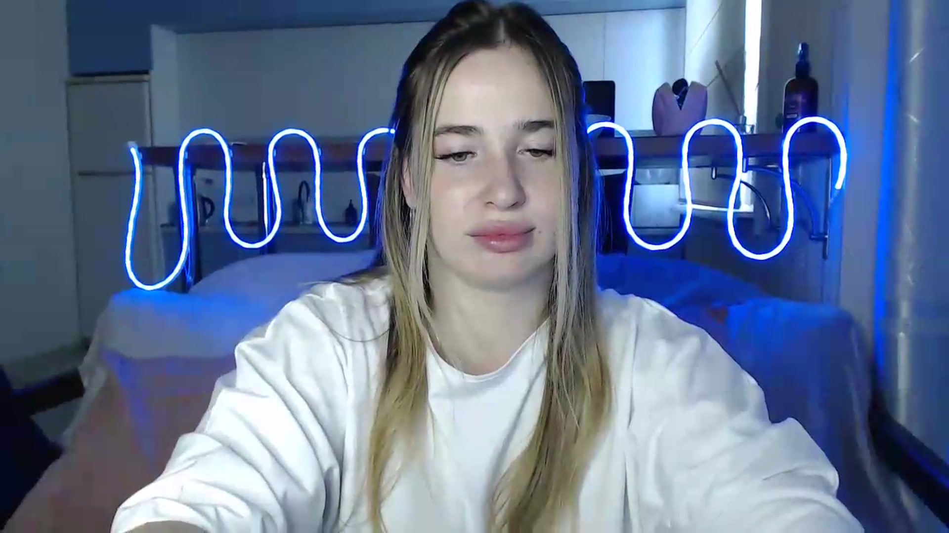 Gallery image thumbnail from Alaya_Wink's myfreecams stream on, 09/12/2026, 11:42 image 2 of 20