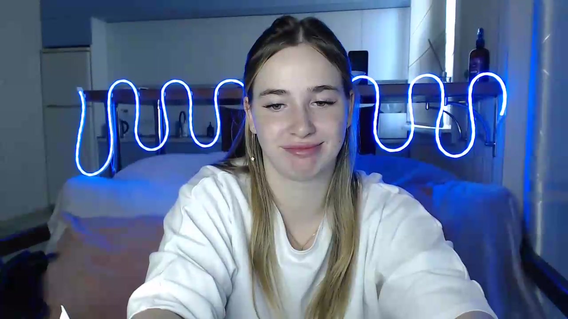 Gallery image thumbnail from Alaya_Wink's myfreecams stream on, 09/12/2026, 11:42 image 8 of 20